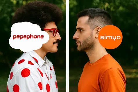 Dos hombres frente a frente con logos de Pepephone y Simyo, simbolizando la comparación entre estos operadores móviles low cost en España.